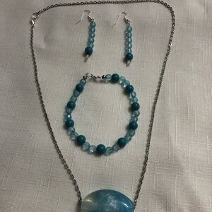 Elegant Blue and Silver Jewelry Set